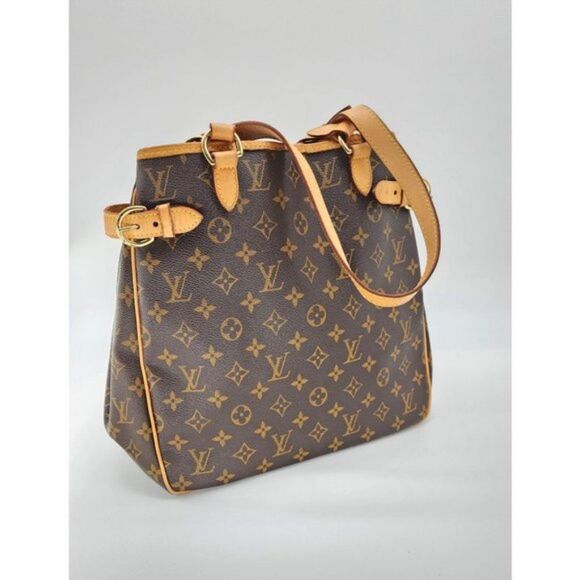 Louis Vuitton MM Tote Batignolles Vertical Monogram Canvas In Good Condition - Picture 4 of 9
